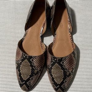 Madewell flats, leather snakeskin pattern, size 9 1/2